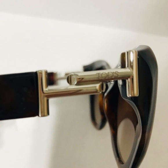 Tod’s Havana Cateye Sunglasses Brown